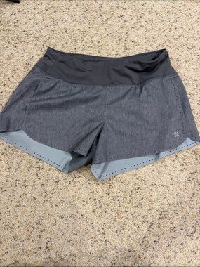 Athleta Laser Run short gray small
